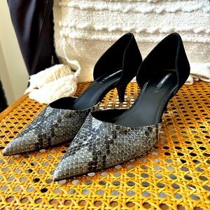 Zara Kitten Heels Blue Lizard and Suede, Size 7.5 US, 38 Euro